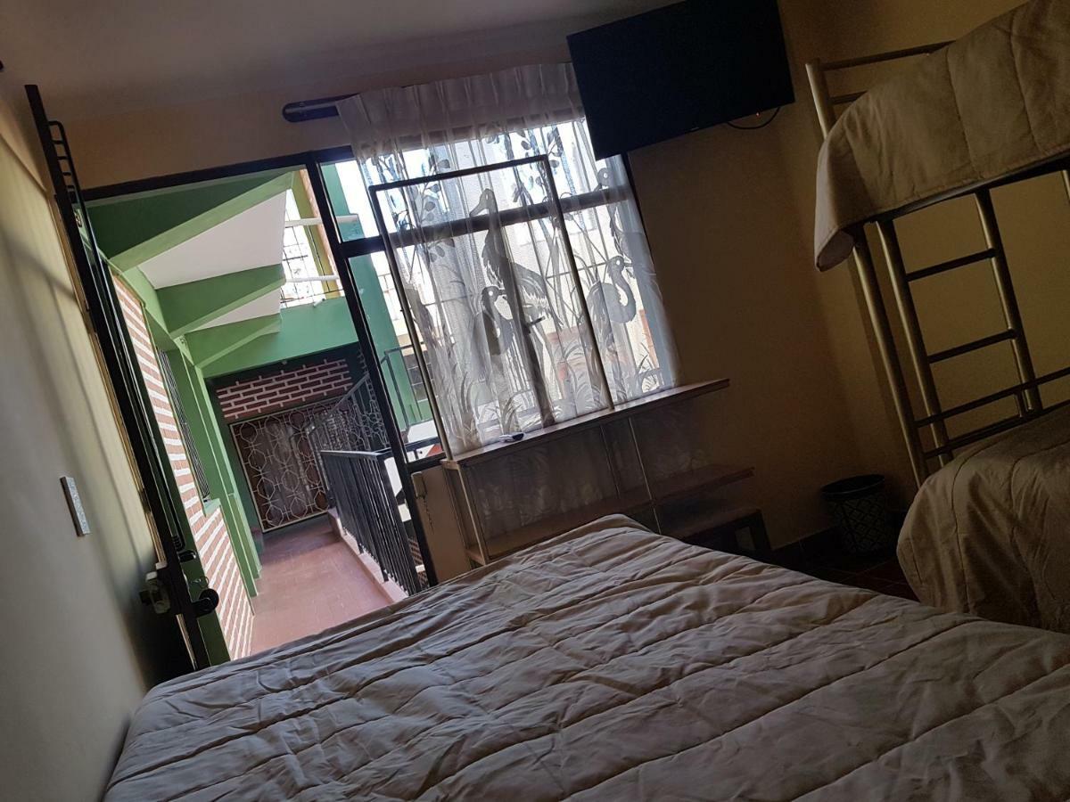 Hostel Buen Descanso Sucre Exterior photo