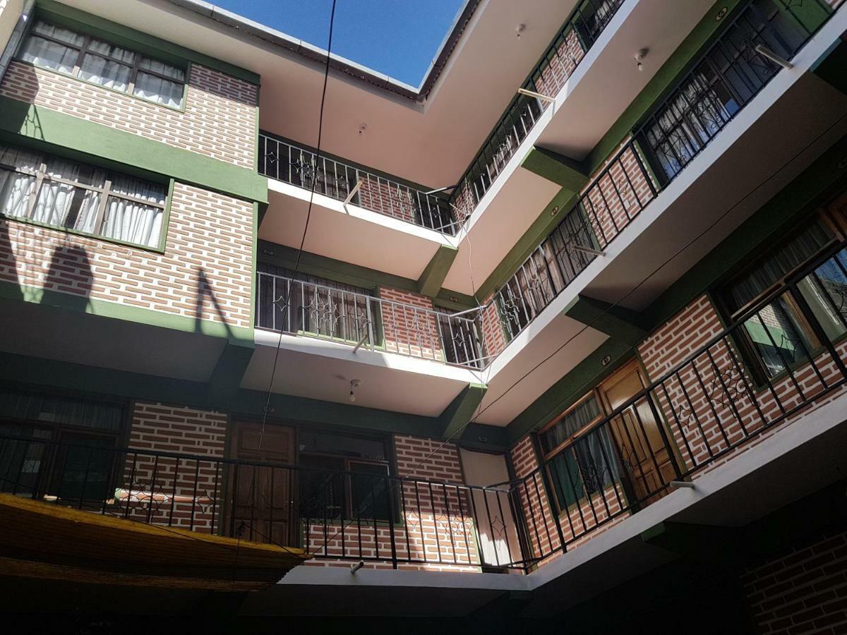 Hostel Buen Descanso Sucre Exterior photo