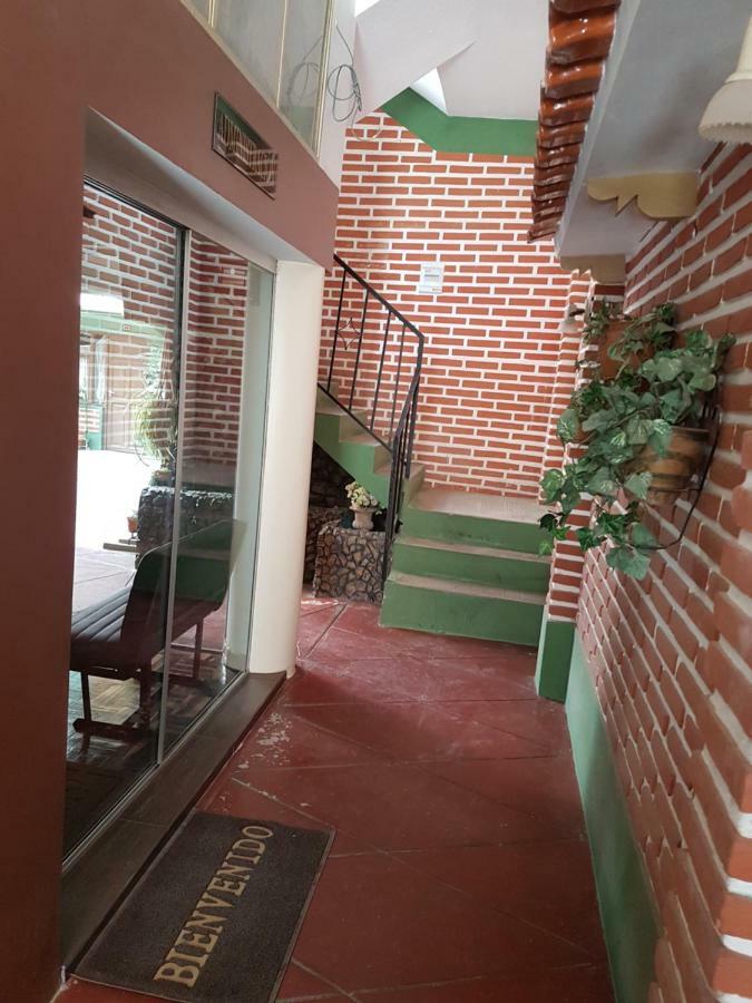 Hostel Buen Descanso Sucre Exterior photo